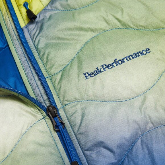 PEAK PERFORMANCE - M AOP HELIUM DOWN HOOD