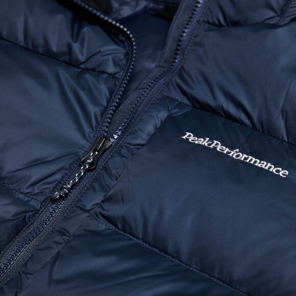 PEAK PERFORMANCE - M FROST DOWN PUFFER JKT