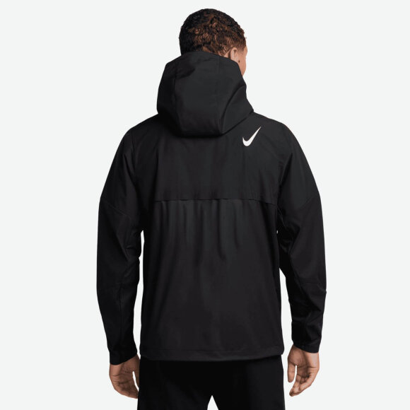 NIKE - M NK STORM-FIT AEROSWIFT