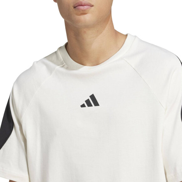 ADIDAS  - M STADIUM T-SHIRT