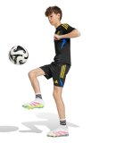 ADIDAS - JR MUFC EU TR SHORTS ADIDAS - JR MUFC EU TR SHORTS