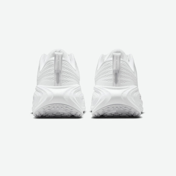 NIKE - W VOMERO PLUS