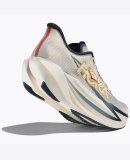 HOKA - U CIELO X1 3.0