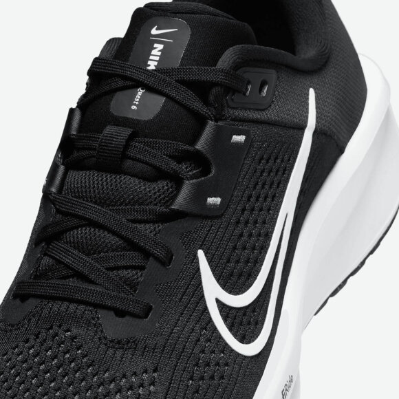 NIKE - W QUEST 6