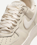 NIKE - W AIR FORCE 1 RETRO PRM