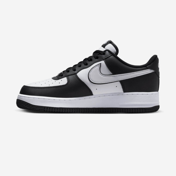 NIKE - M AIR FORCE 1 07