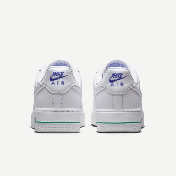 NIKE - W AIR FORCE 1 07 SE