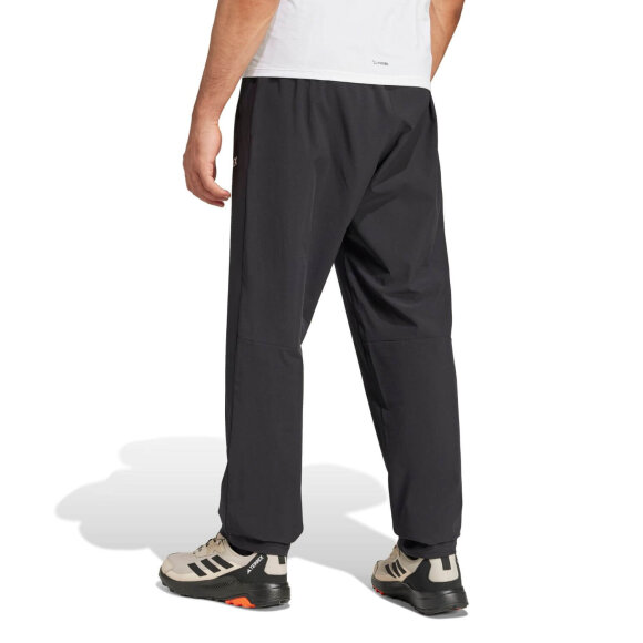 ADIDAS  - M TERREX MULTI ESS STRETCH PNT