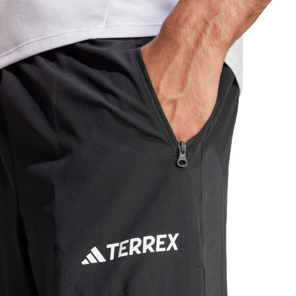 ADIDAS  - M TERREX MULTI ESS STRETCH PNT