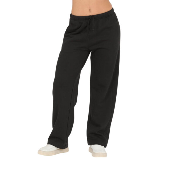 SPORTS GROUP - W TASUA WIDE PANTS