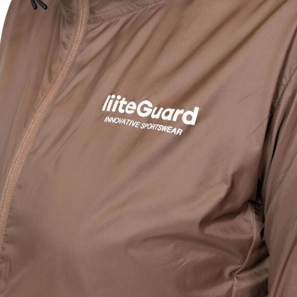 LIITEGUARD - W AERO-TECH WINDBREAKER