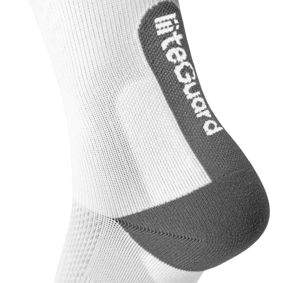 LIITEGUARD - U SHIN-TECH LIGHT RUNNING