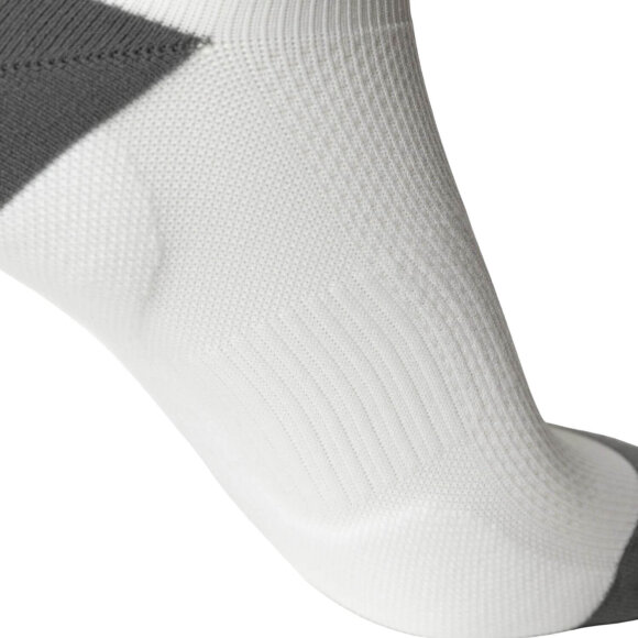 LIITEGUARD - U SHIN-TECH LIGHT RUNNING