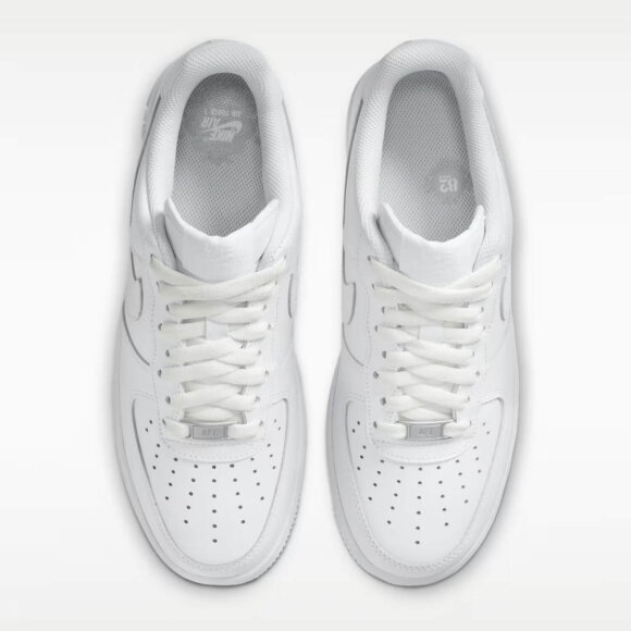 NIKE - W AIR FORCE 1 07