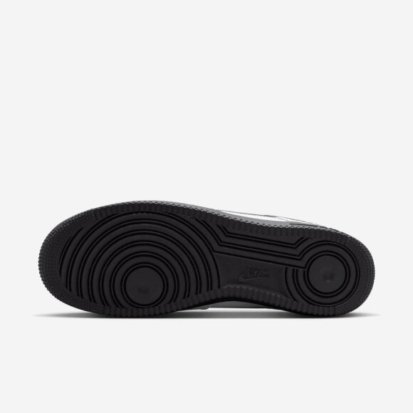 NIKE - M AIR FORCE 1 07