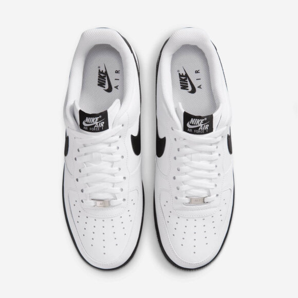 NIKE - M AIR FORCE 1 07