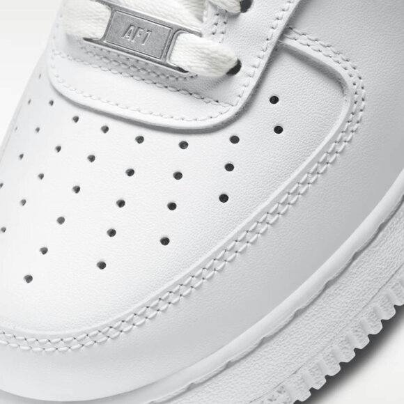 NIKE - W AIR FORCE 1 07