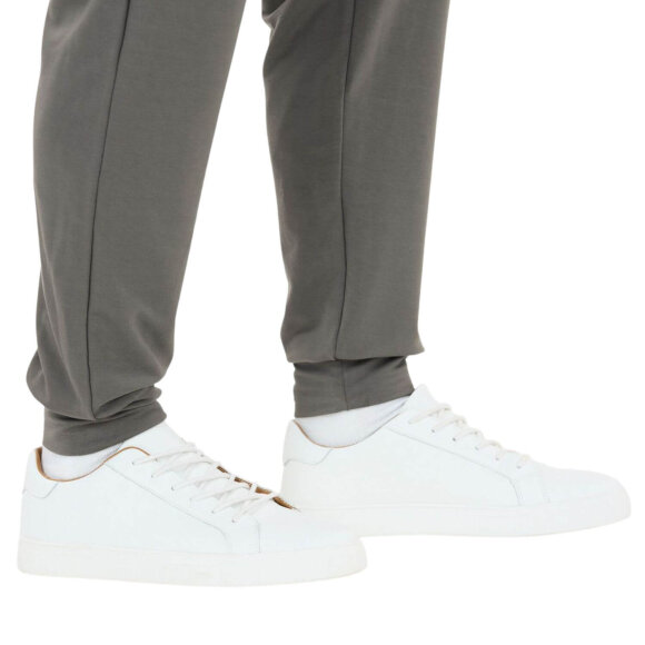 VIRTUS - M STREAT V3 SWEAT PANTS