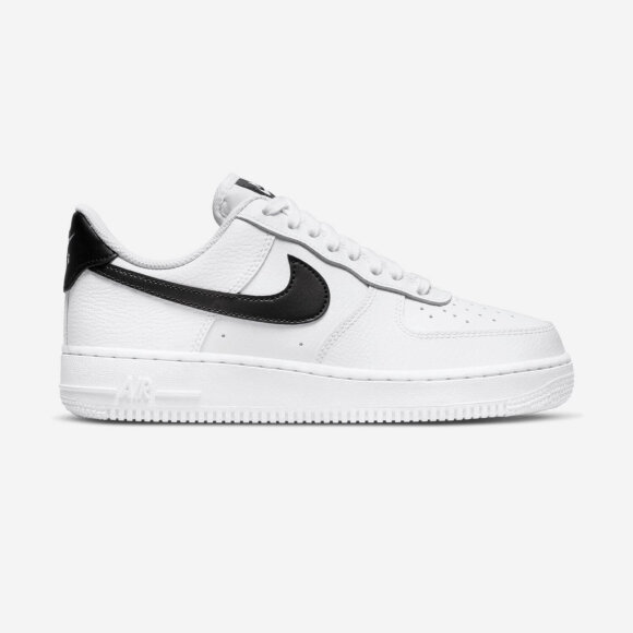 NIKE - W AIR FORCE 1 07