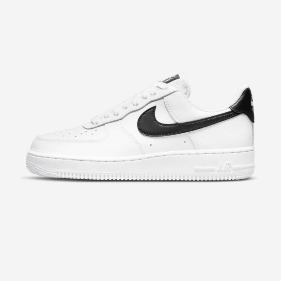 NIKE - W AIR FORCE 1 07