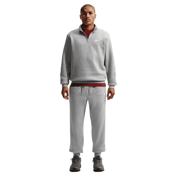 NIKE - M CLUB HALF ZIP HD