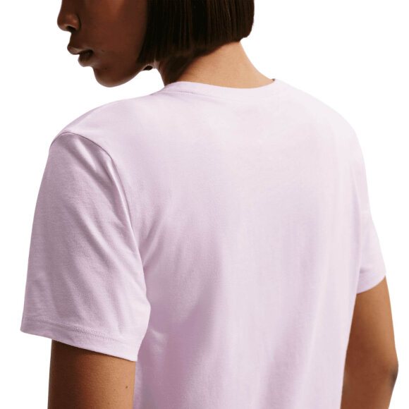 NIKE - W NSW TEE ESSENTIAL ICON