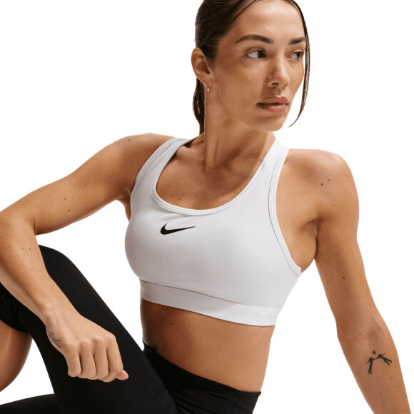 NIKE - W NIKE SWOOSH MED SPORTS BRA