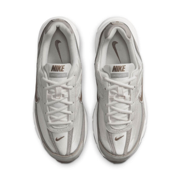 NIKE - W INITIATOR