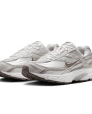 NIKE - W INITIATOR