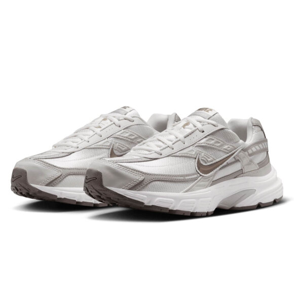 NIKE - W INITIATOR