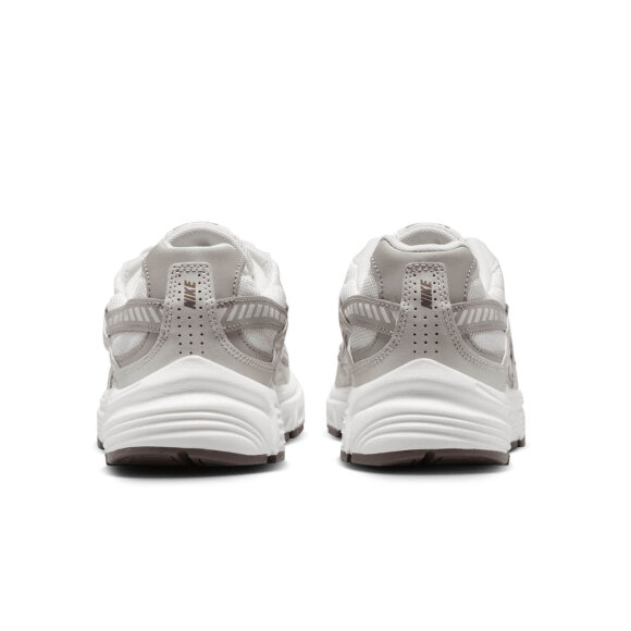 NIKE - W INITIATOR