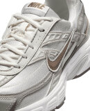 NIKE - W INITIATOR