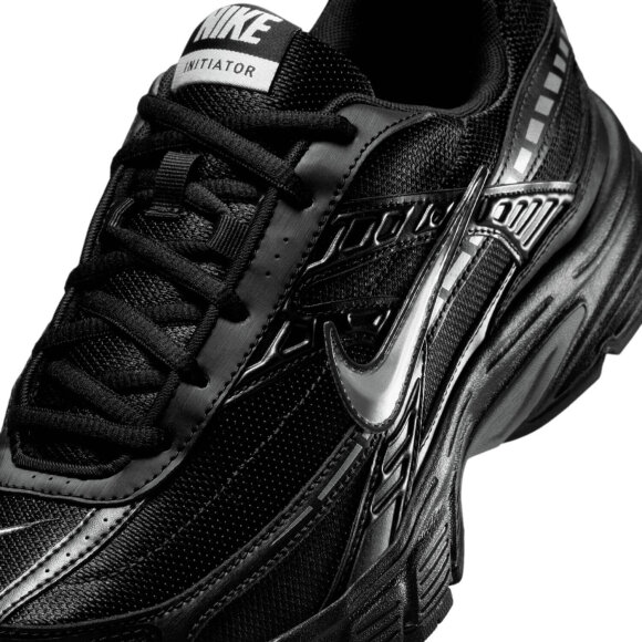 NIKE - M INITIATOR