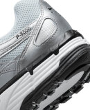 NIKE - W P-6000