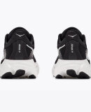 HOKA - M ARAHI 9