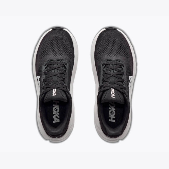 HOKA - M ARAHI 9