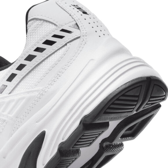 NIKE - W INITIATOR