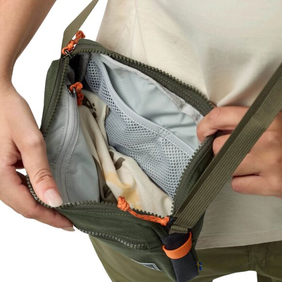 FJALLRAVEN - VARDAG POCKET LARGE