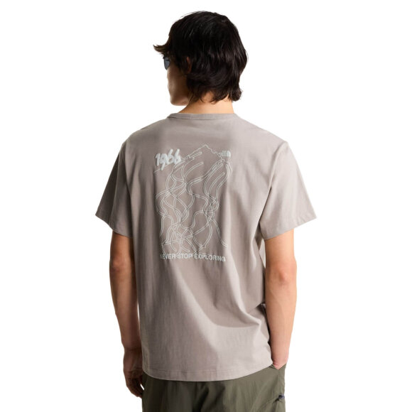 THE NORTH FACE - U NSE SLOPES RLX SS TEE