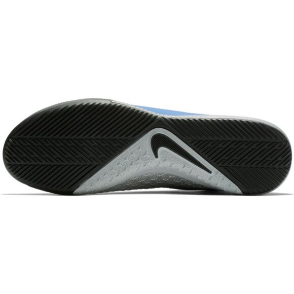 NIKE - PHANTOM VSN ACADEMY DF IC
