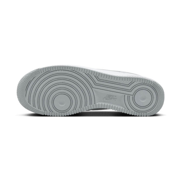 NIKE - M AIR FORCE 1 07