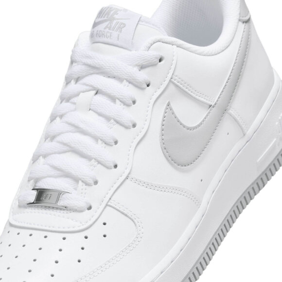NIKE - M AIR FORCE 1 07